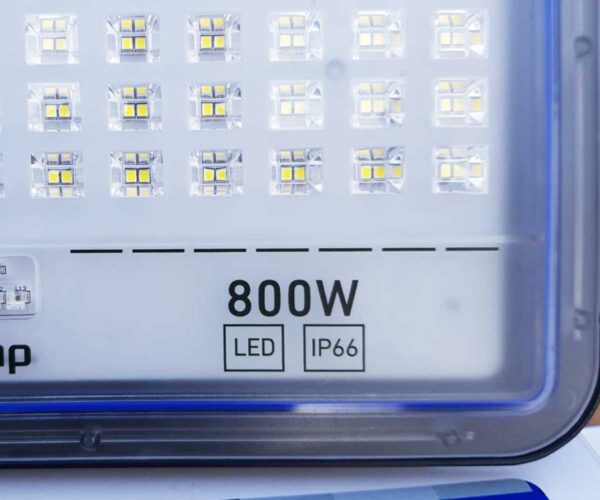 Reflector Solar 800w Lampara Led Panel Solar Control Remoto - Imagen 5