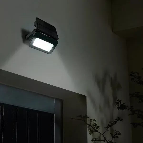 FLOSUN25 Reflector Solar LED 1.000 Lumenes